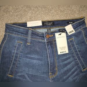 Judy Blue size 7/28 Flare Jeans